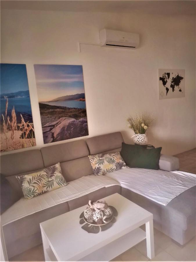 Alma Apartment *